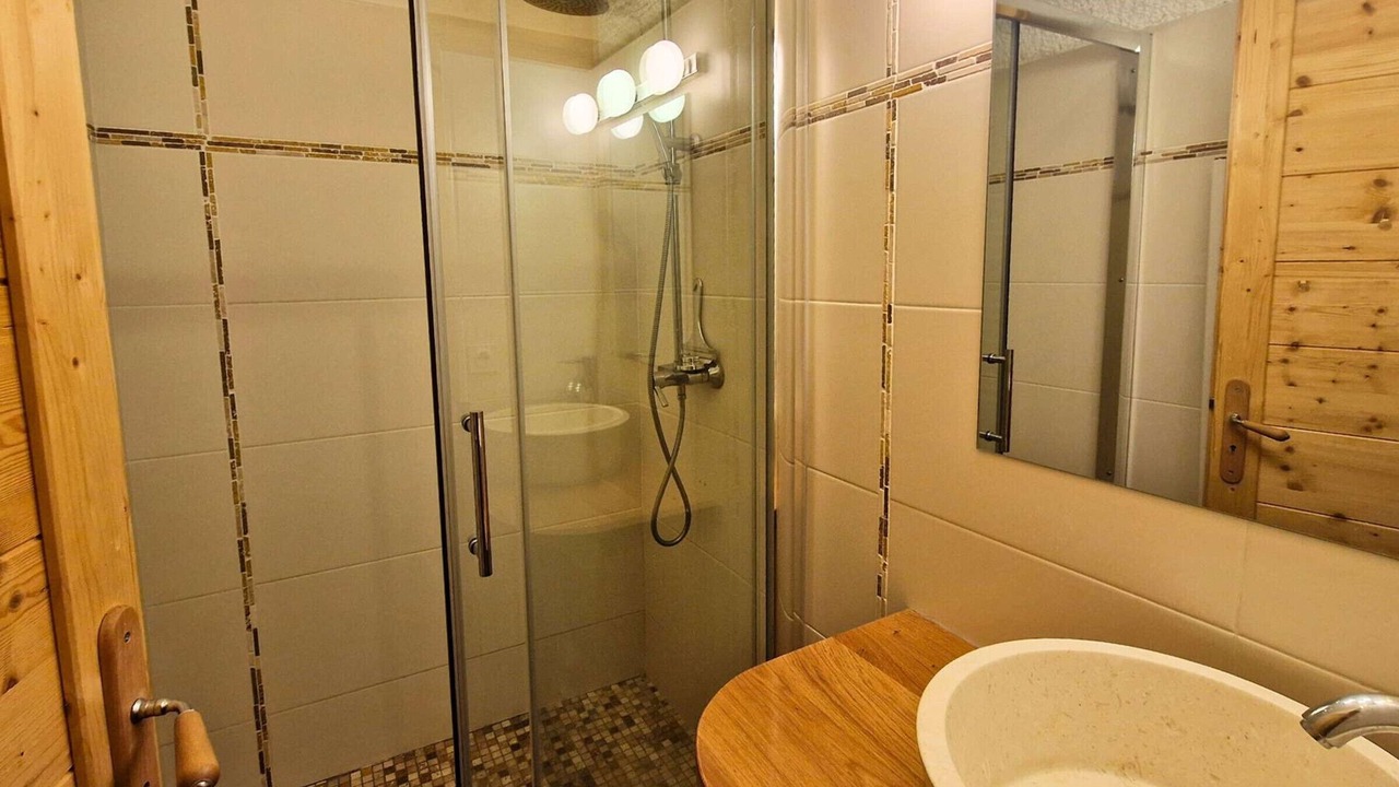 Photo of Bathroom in Saint-Michel-de-Chaillol