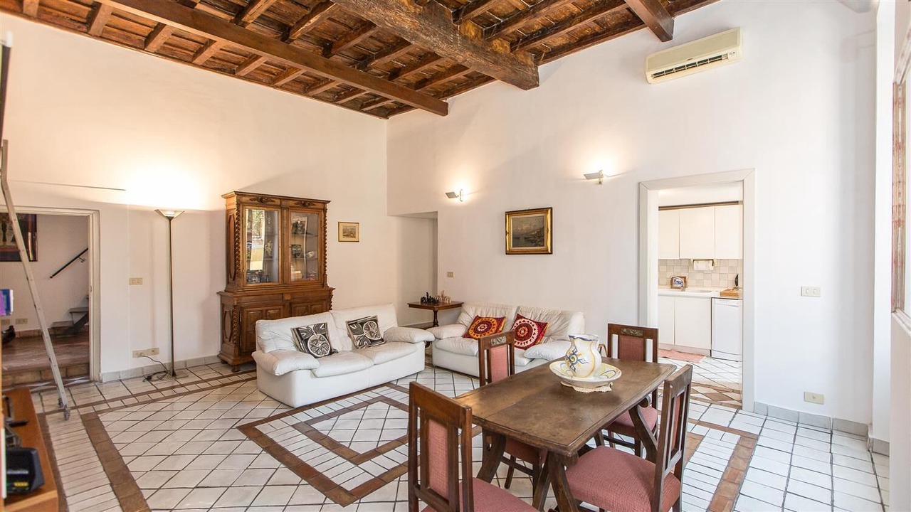 Photo of Livingroom in Monti