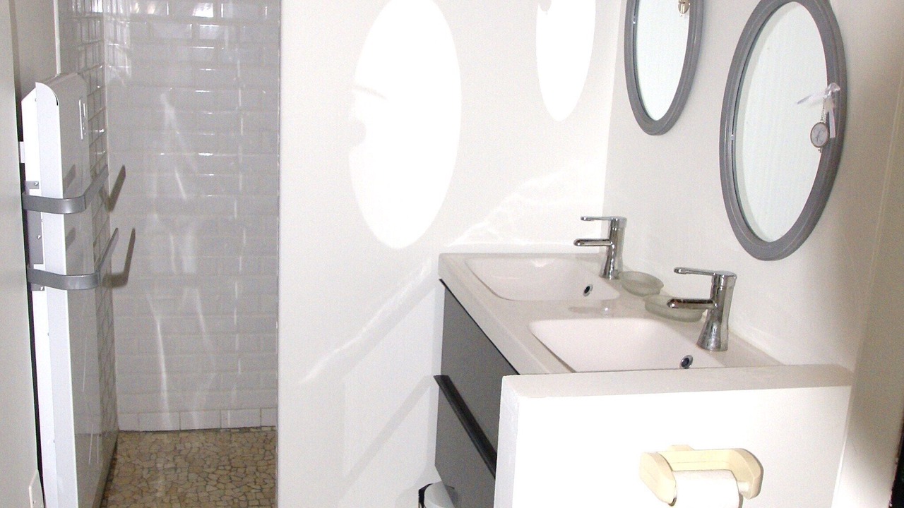 Photo of Bathroom in Maussane