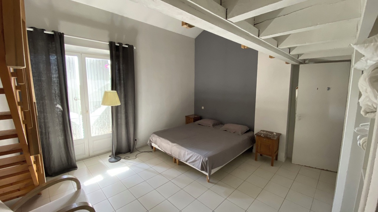 Photo of Bedroom in Maussane