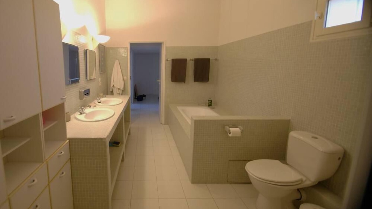 Photo of Bathroom in Maussane