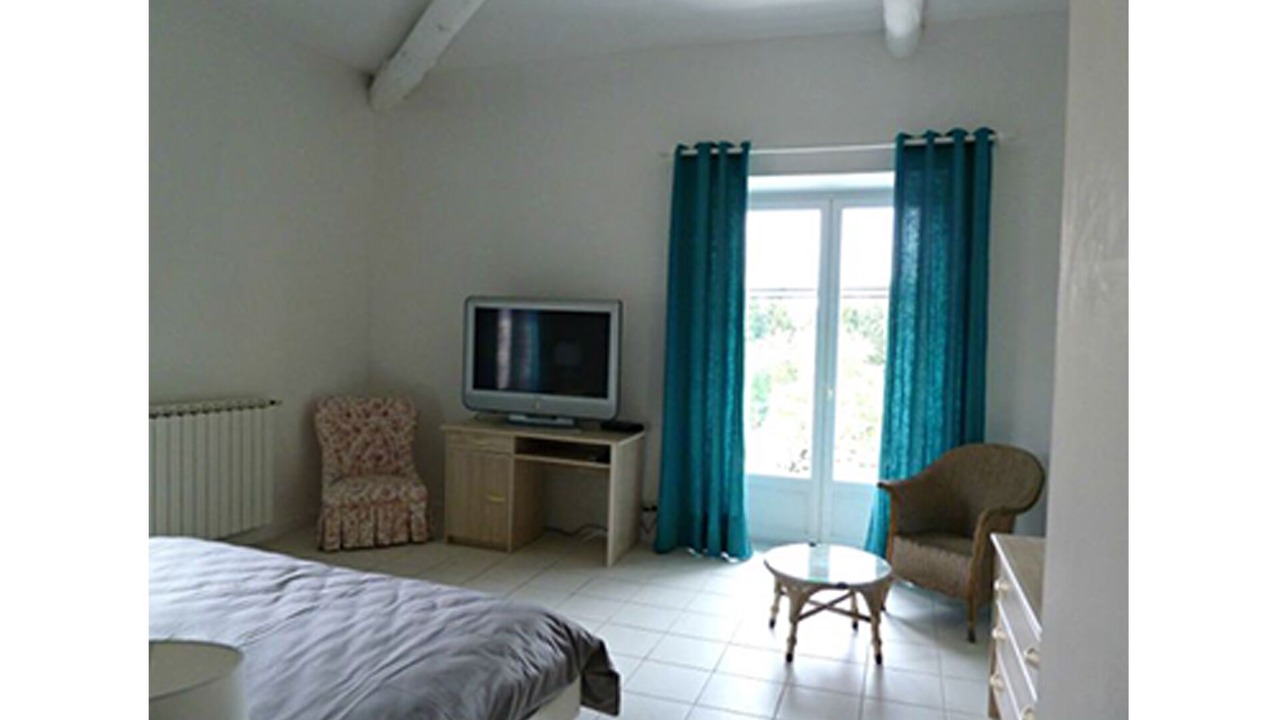 Photo of Bedroom in Maussane