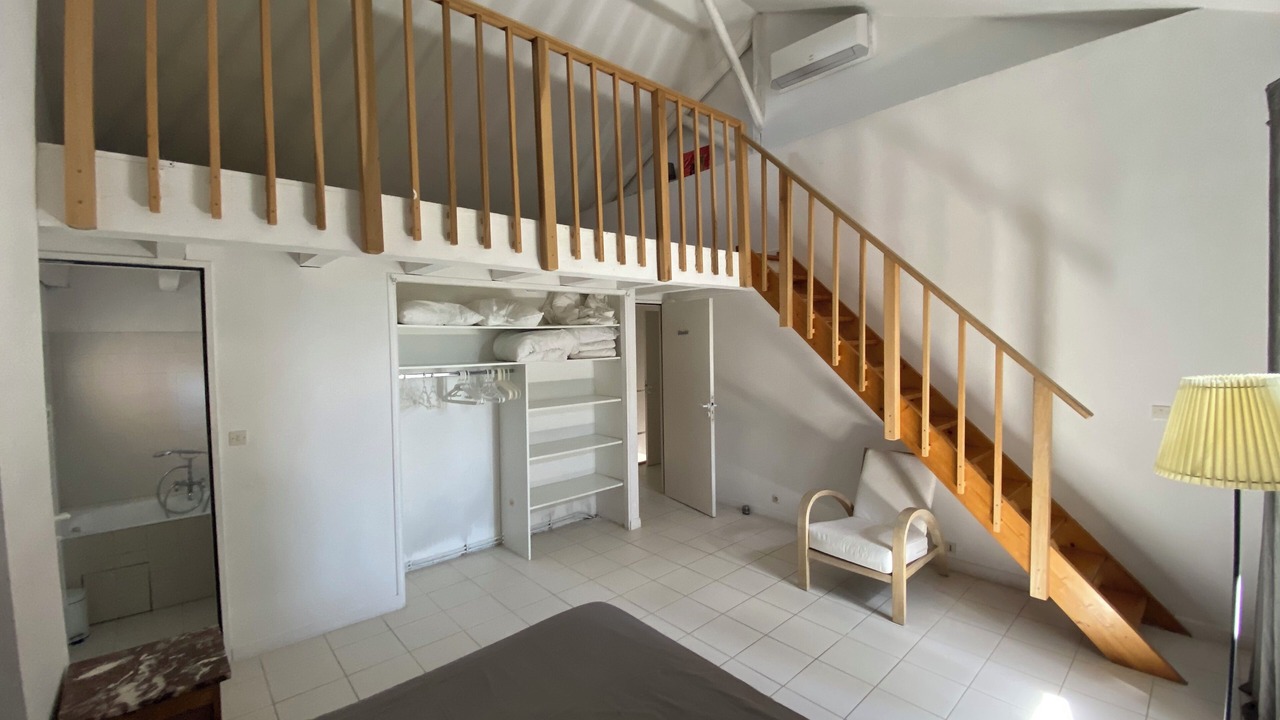 Photo of Bedroom in Maussane
