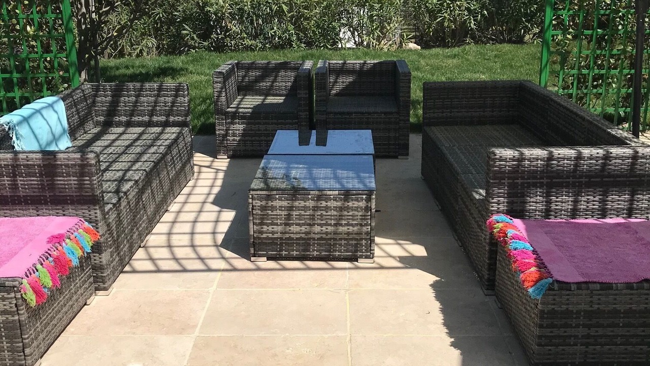 Photo of Patio Balcony in Eygalieres