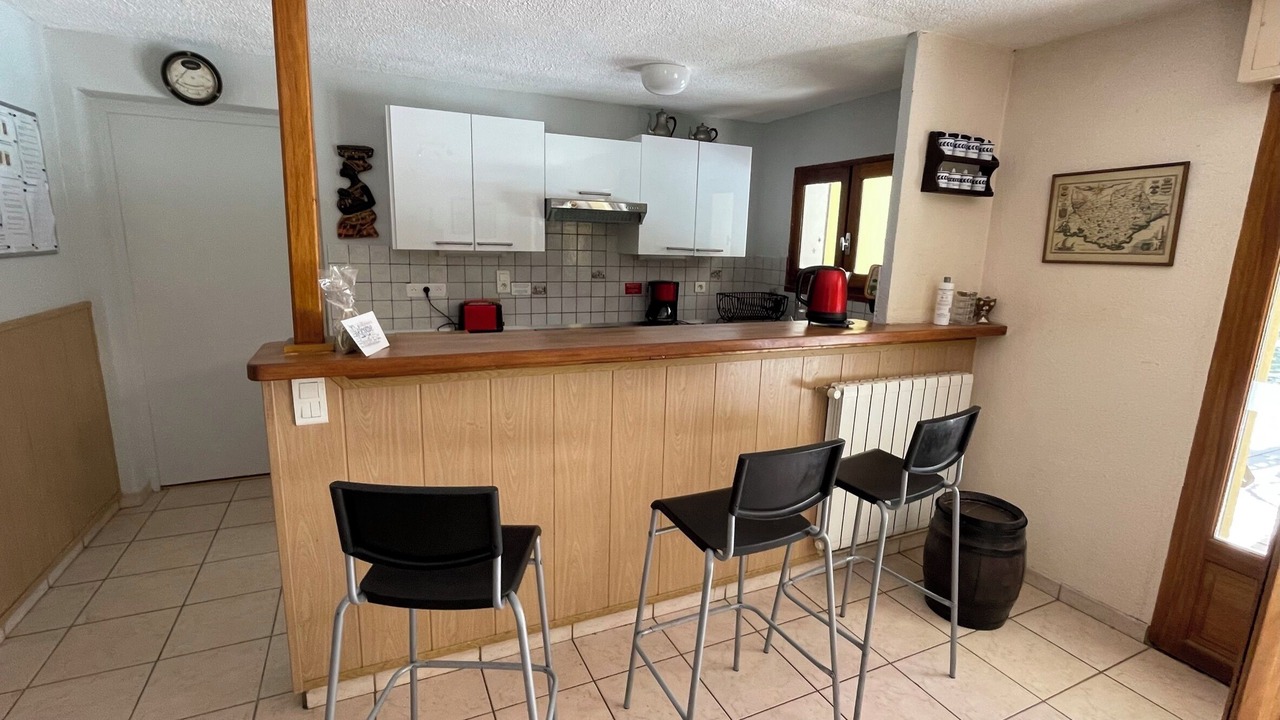 Photo of Kitchen in Simiane-Collongue