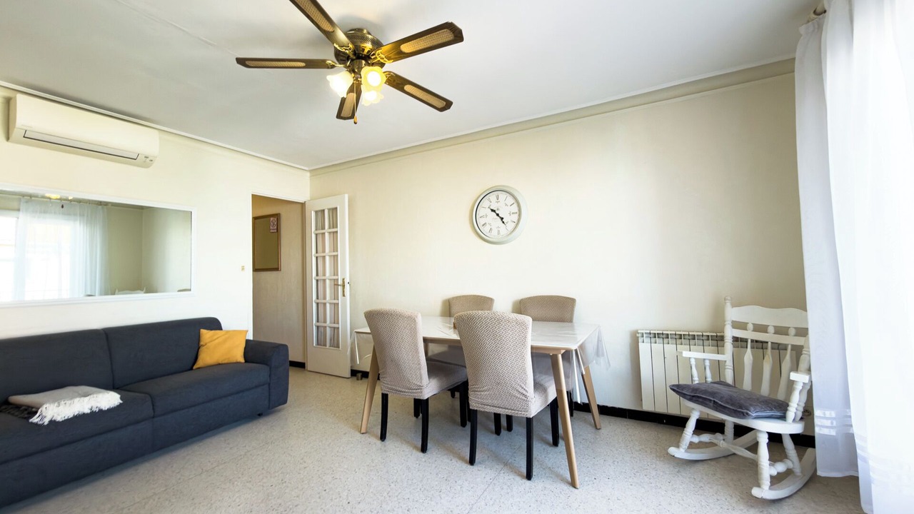 Photo of Livingroom in Le Grau-Du-Roi