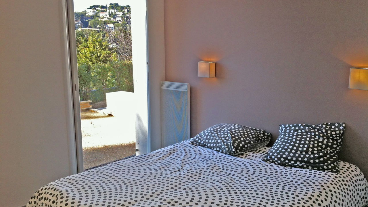Photo of Bedroom in Cassis
