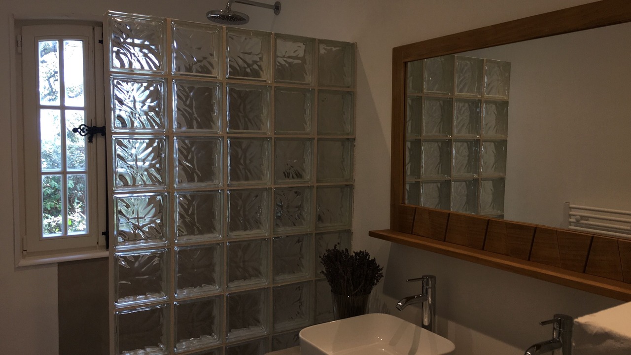 Photo of Bathroom in Gassin