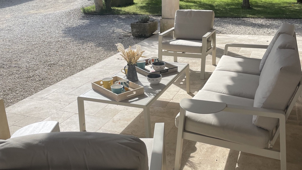 Photo of Patio Balcony in St.-Remy-de-Provence