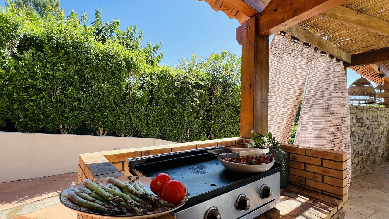 Photo of Outdoor in Eyragues