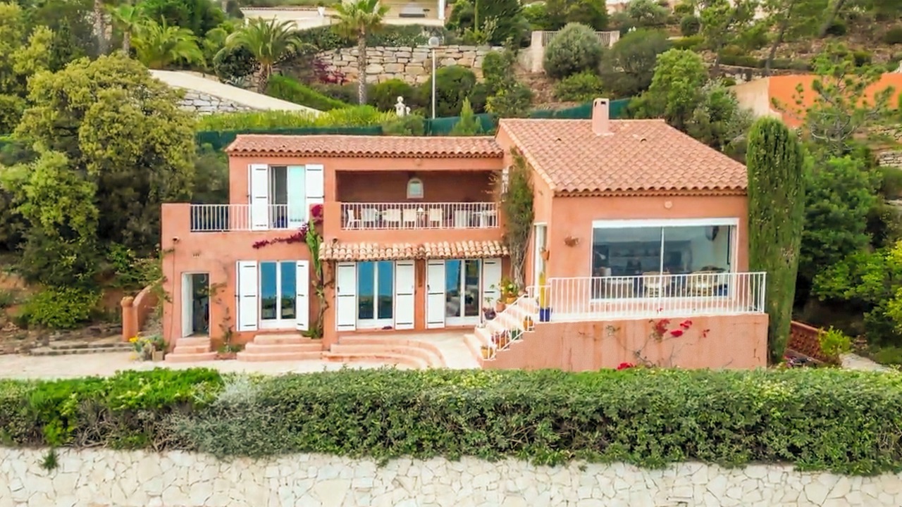 Photo of Outdoor in Antheor