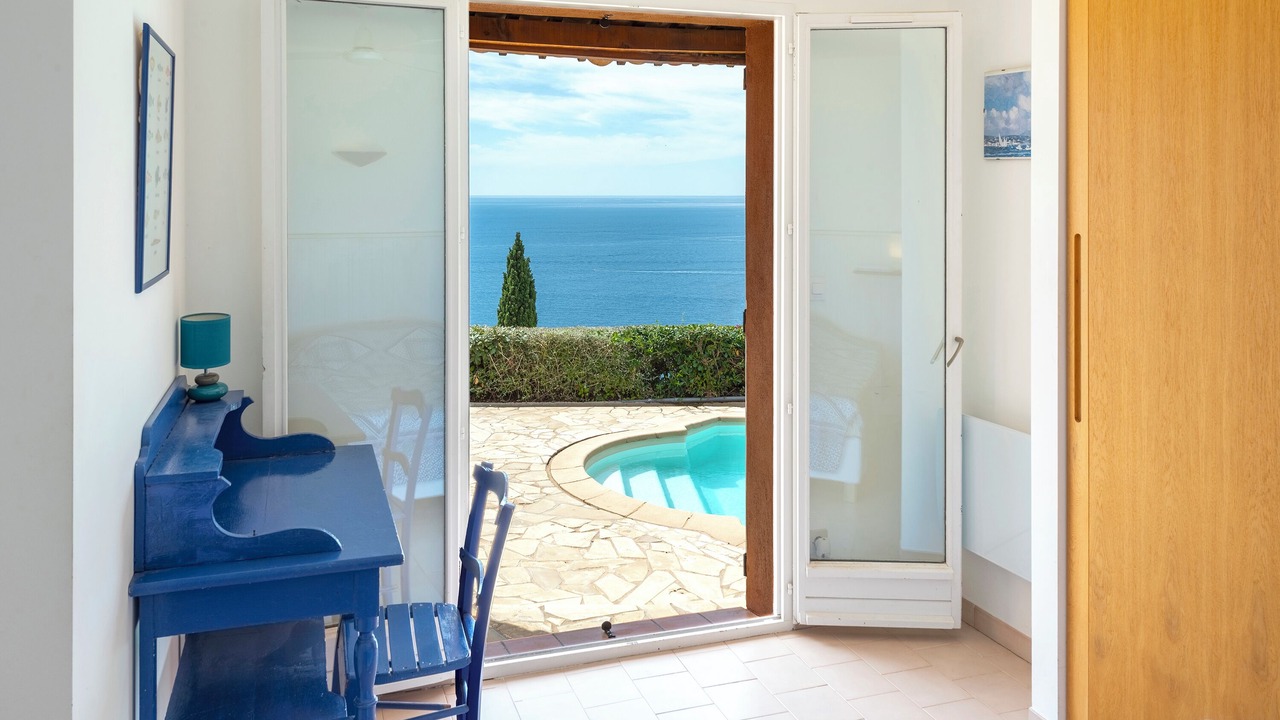 Photo of Outdoor in Antheor