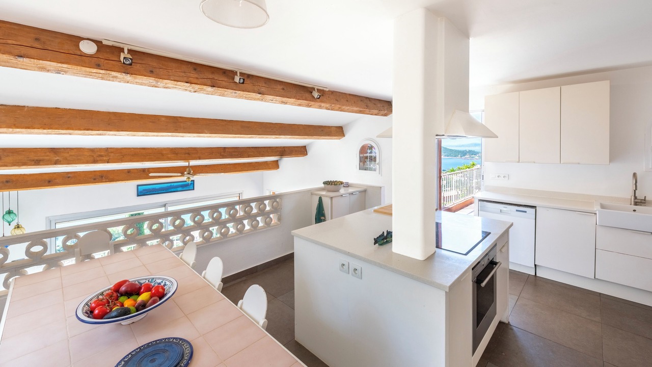 Photo of Kitchen in Antheor