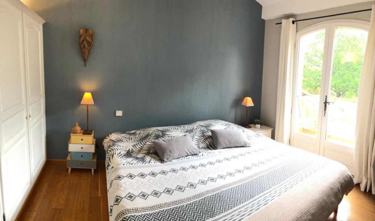Photo of Bedroom in Saint-Raphael