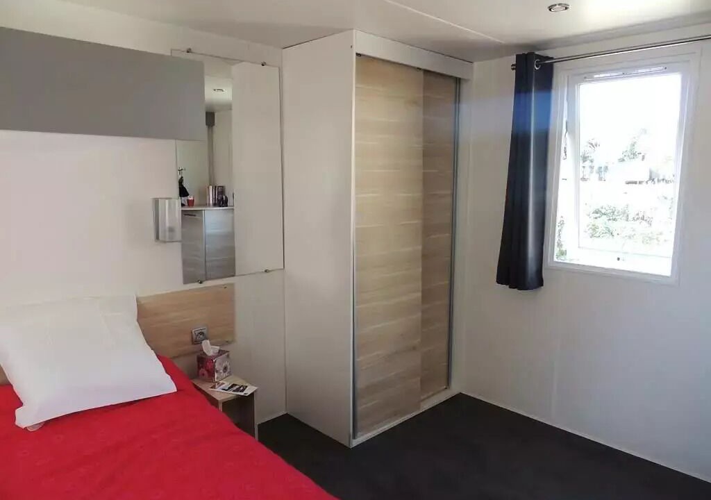 Photo of Bedroom in Boisseron