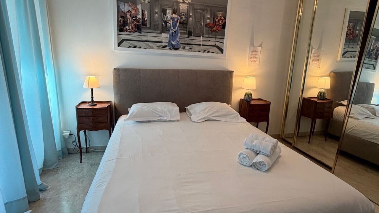 Photo of Bedroom in Carre d'Or