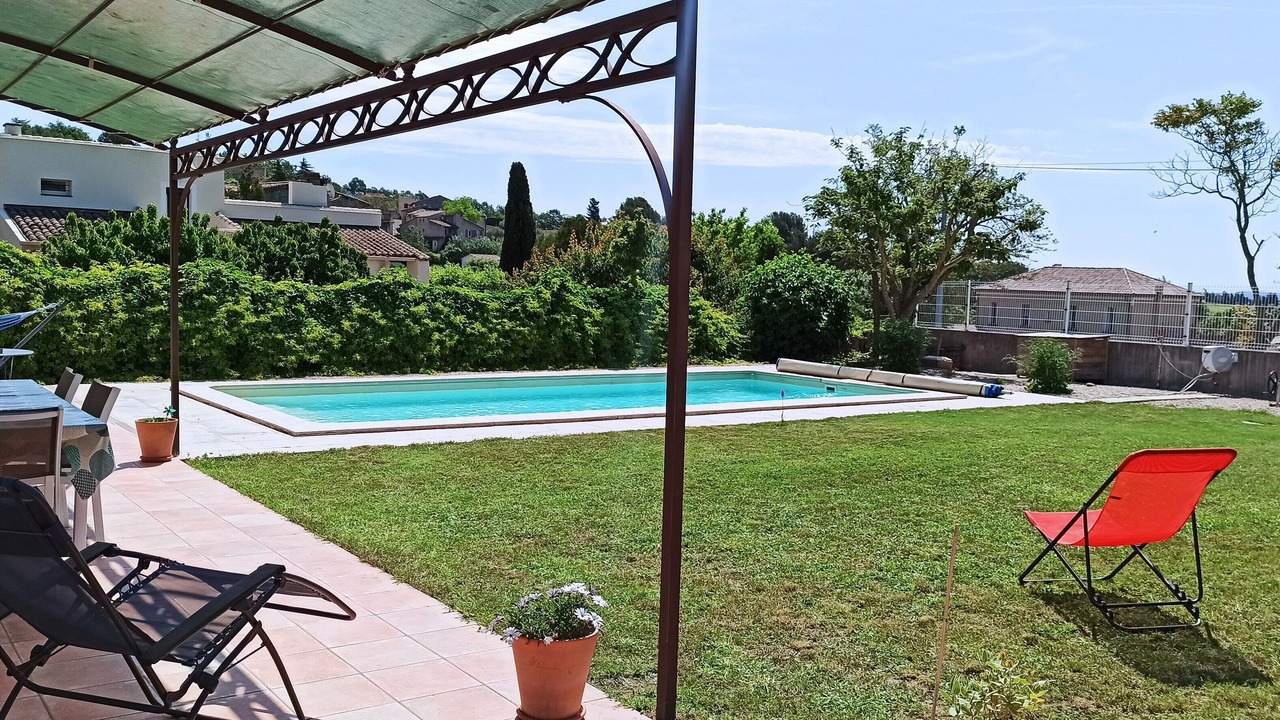 Photo of Outdoor in Cabrieres-dʼAigues