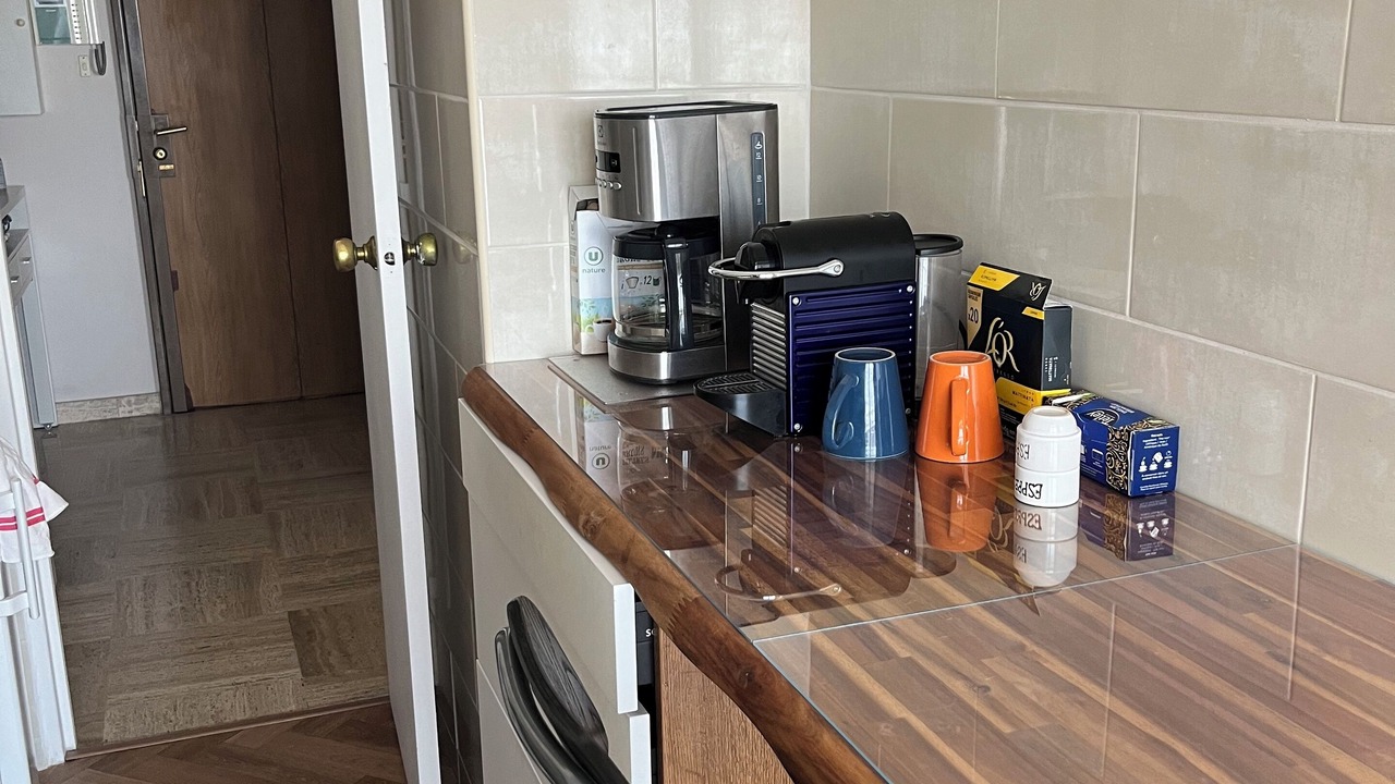 Photo of Kitchen in California - Pezou