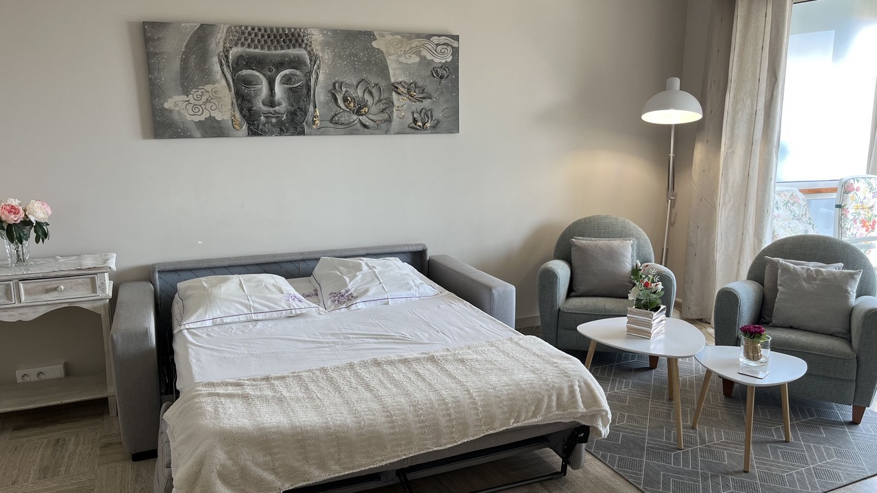 Photo of Bedroom in California - Pezou