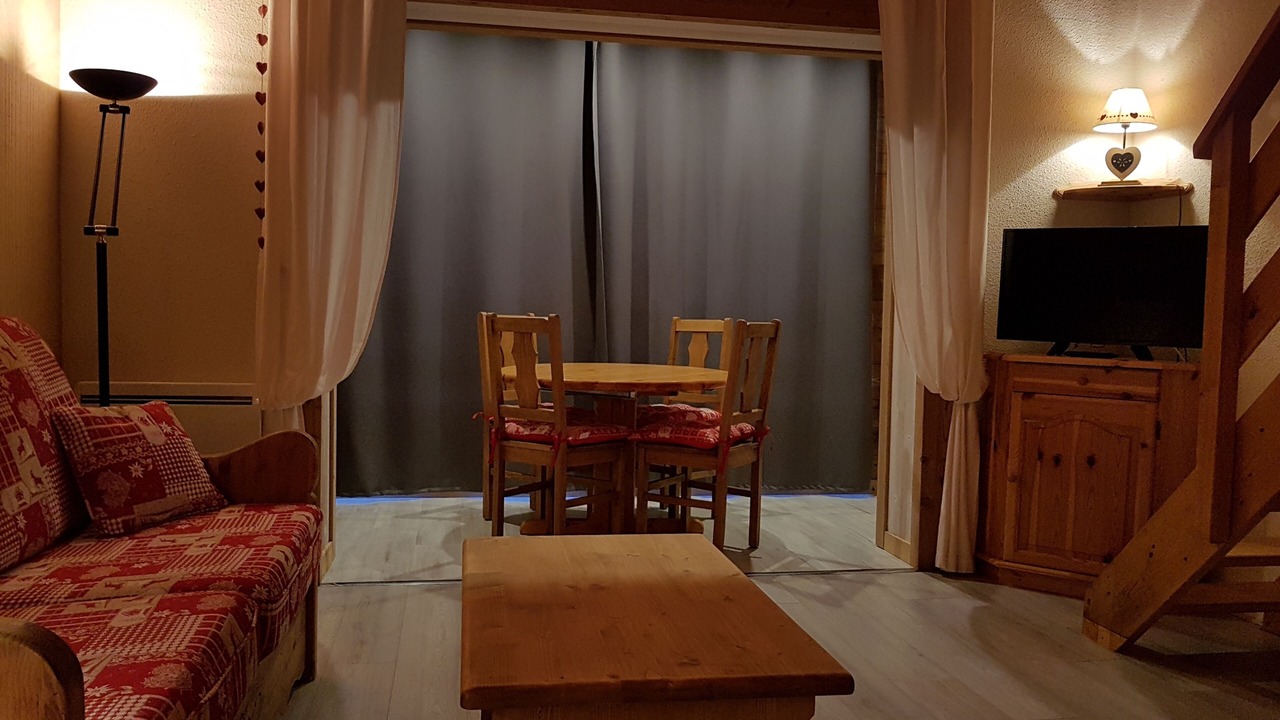 Photo of Livingroom in Enchastrayes