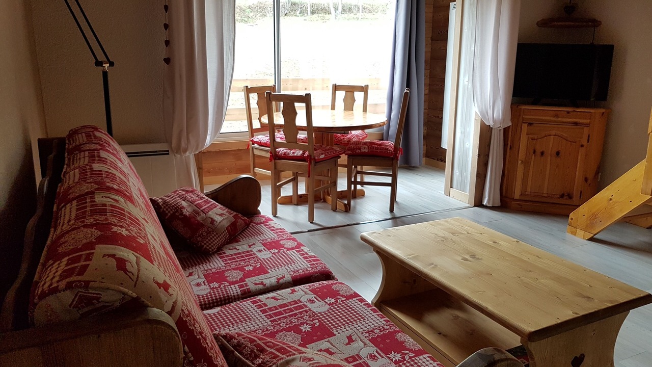 Photo of Livingroom in Enchastrayes