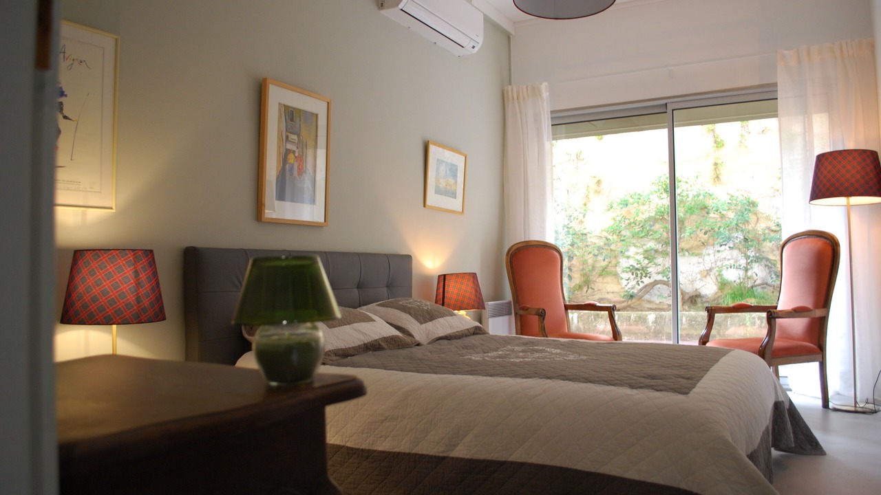 Photo of Bedroom in Avignon City Centre