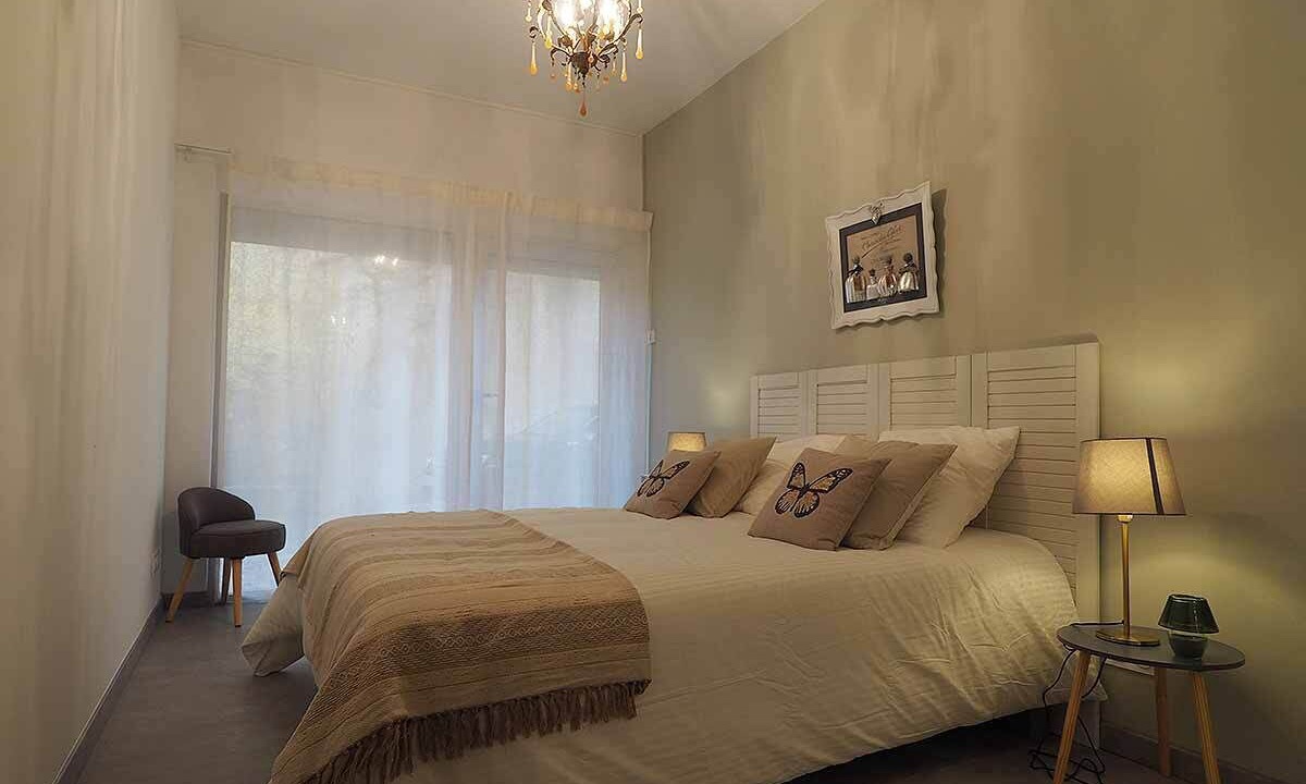 Photo of Bedroom in Avignon City Centre