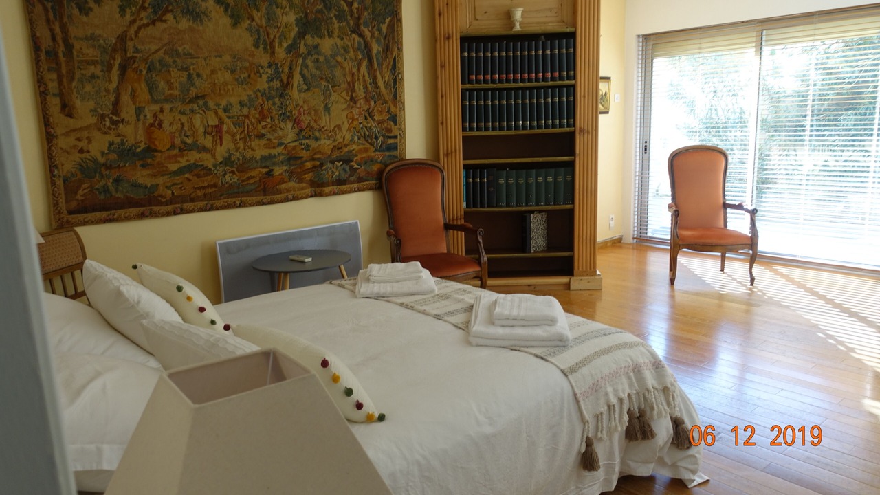 Photo of Bedroom in Avignon City Centre