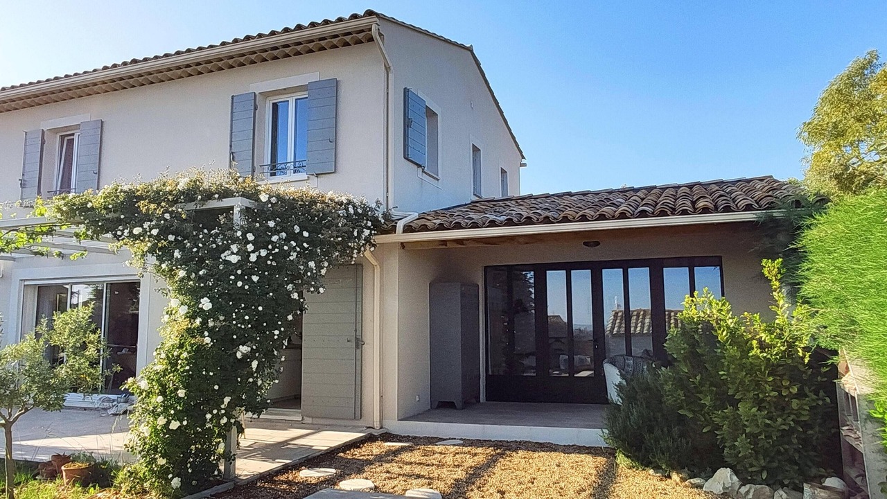 Photo of Outdoor in Cabrieres-dʼAigues