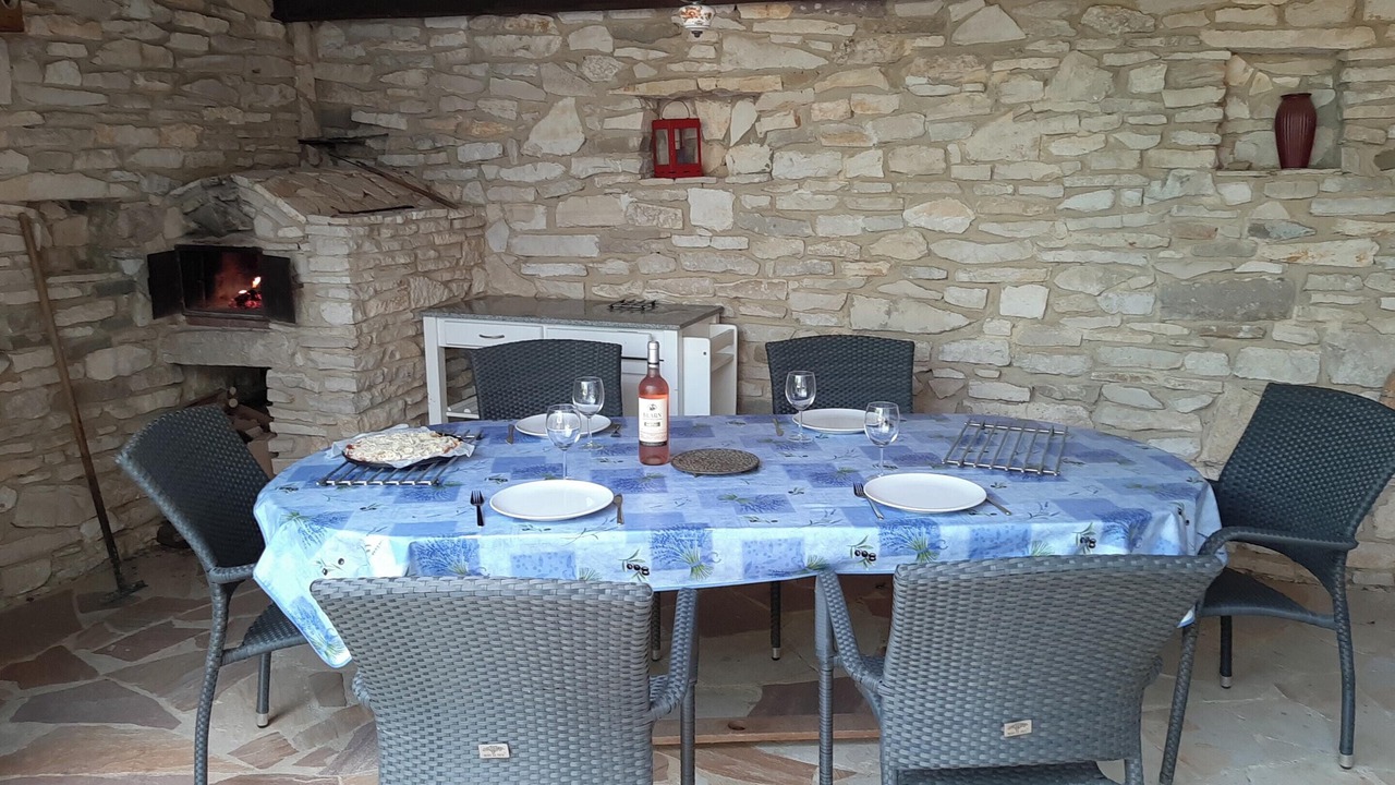 Photo of Livingroom in Mejannes-les-Ales