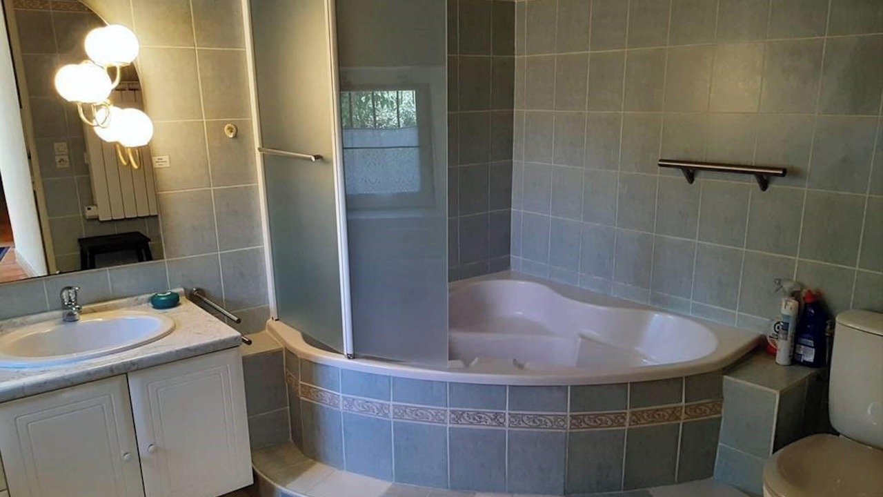 Photo of Bathroom in Mejannes-les-Ales