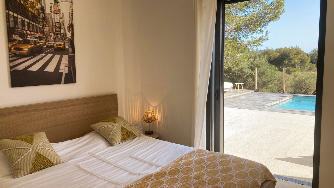 Photo of Bedroom in La Cadiere-d'Azur