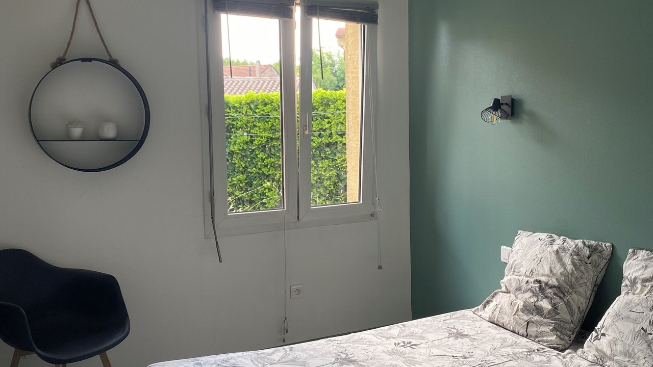 Photo of Bedroom in Saint-Andiol