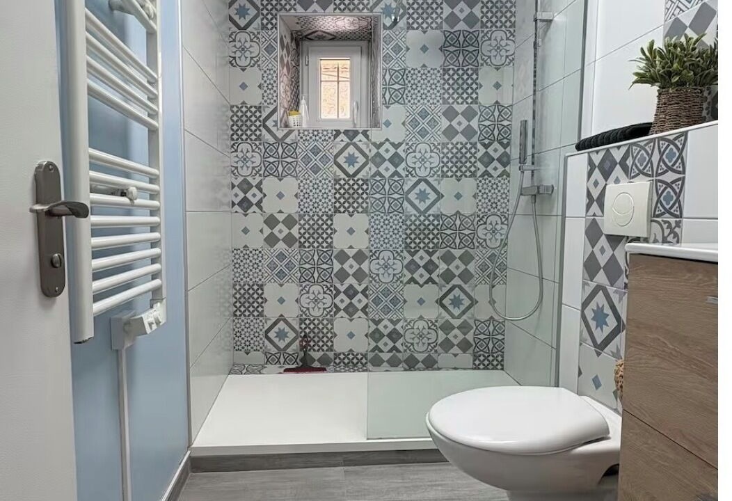 Photo of Bathroom in Lambesc