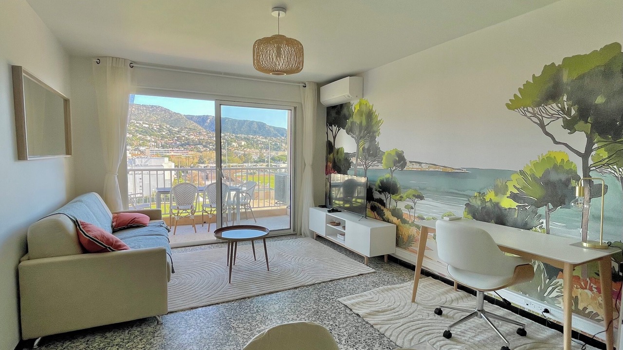 Photo of Livingroom in Le Lavandou