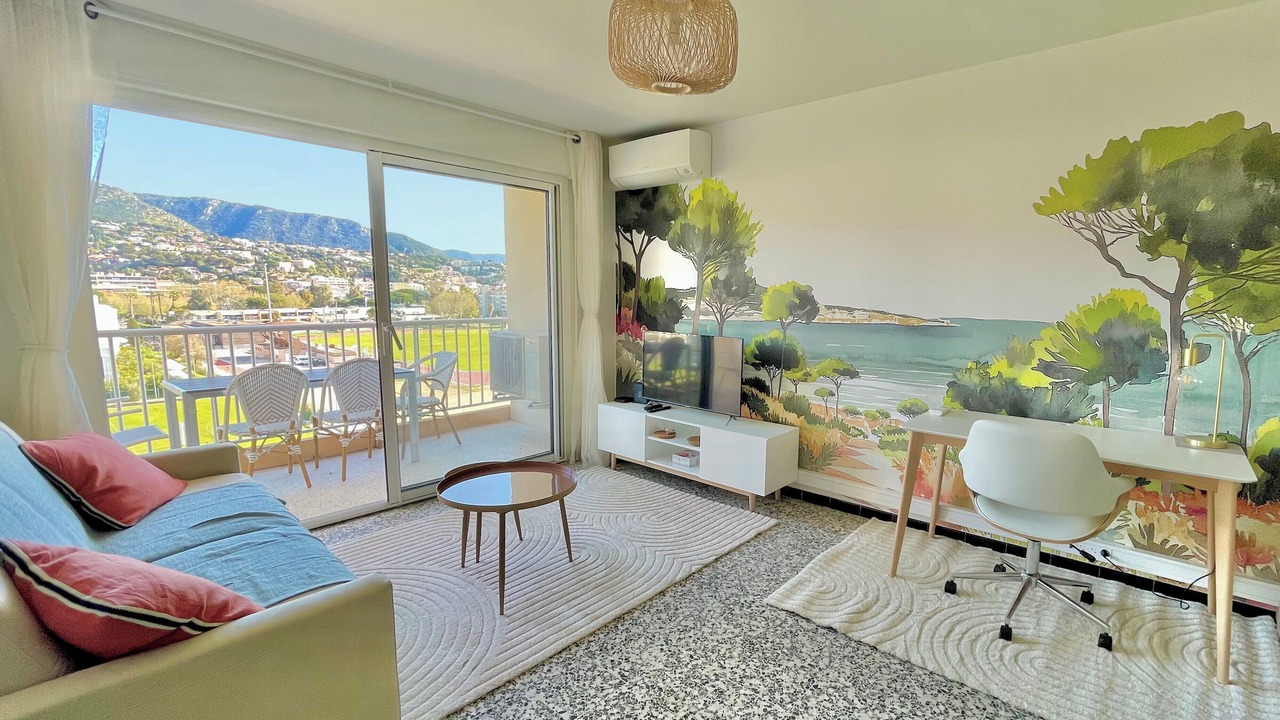 Photo of Livingroom in Le Lavandou