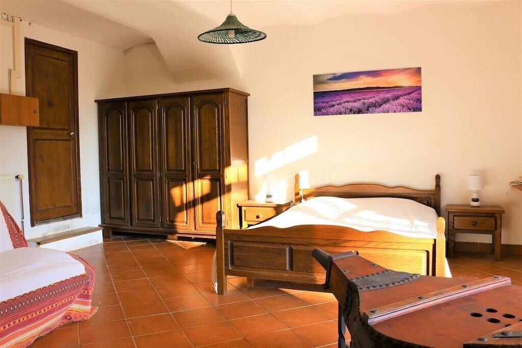 Photo of Bedroom in Flayosc