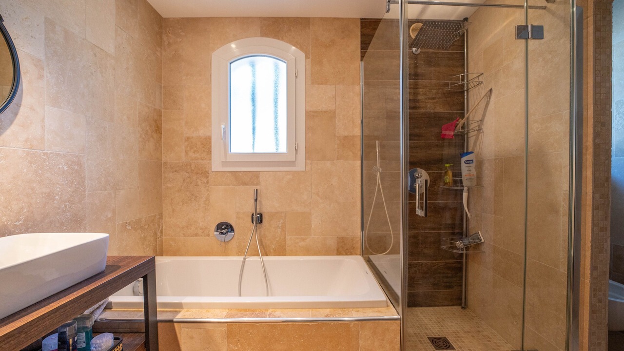 Photo of Bathroom in Draguignan