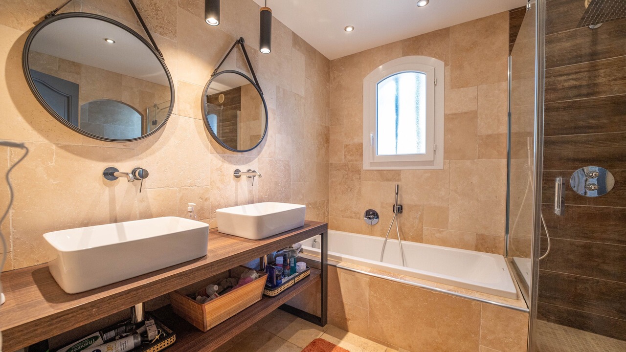Photo of Bathroom in Draguignan
