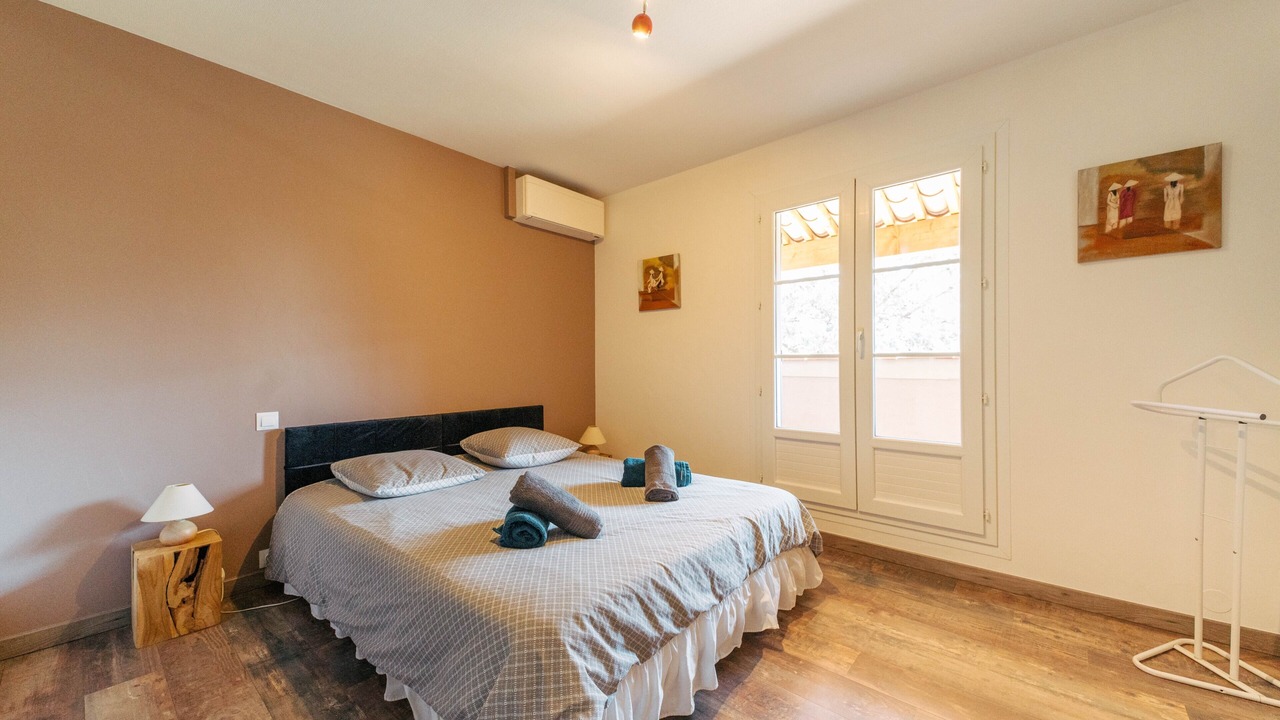 Photo of Bedroom in Draguignan