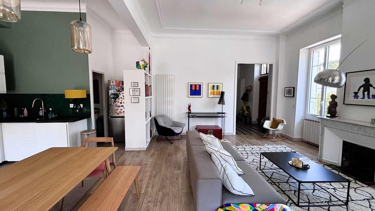 Photo of Livingroom in Bompard