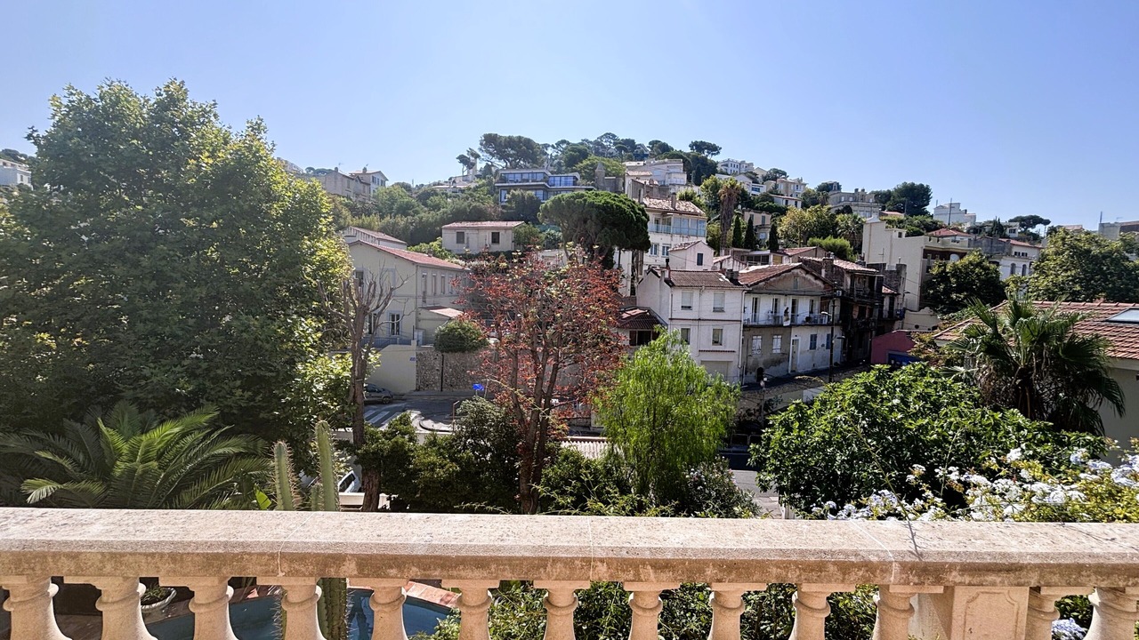 Photo of Outdoor in Bompard