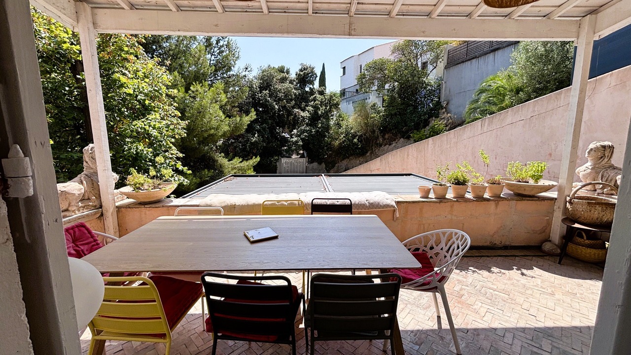 Photo of Outdoor in Bompard