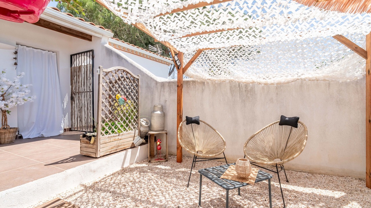 Photo of Patio Balcony in Villeneuve-les-Beziers