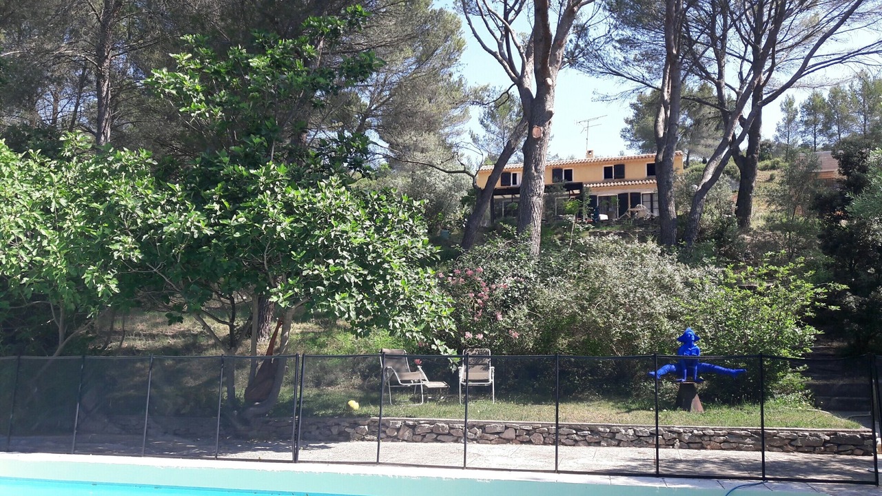 Photo of Outdoor in Aurons