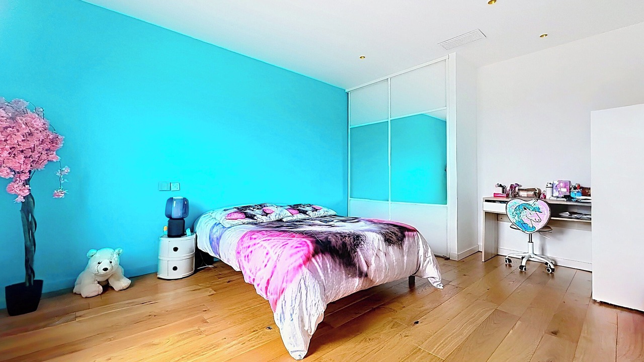 Photo of Bedroom in Cabries