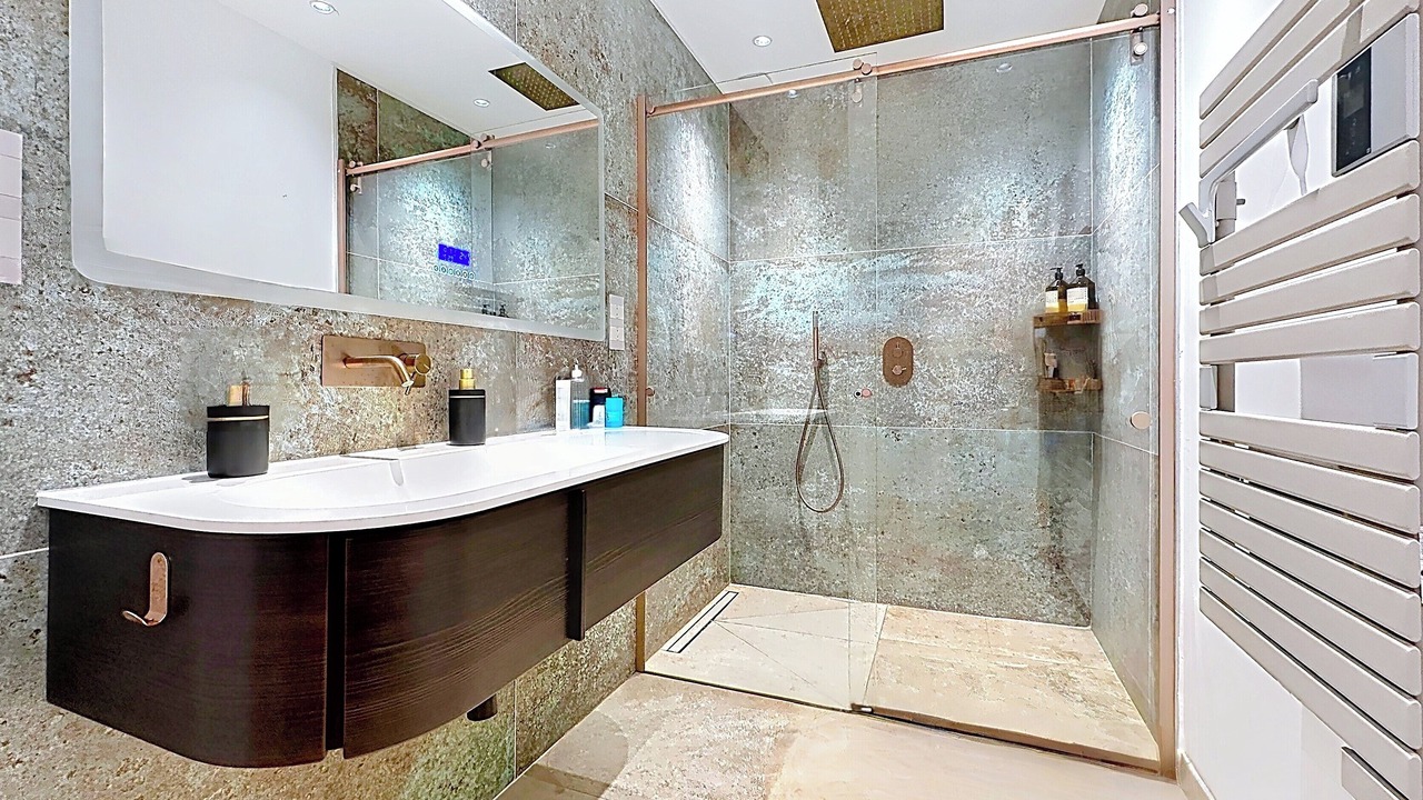 Photo of Bathroom in Cabries
