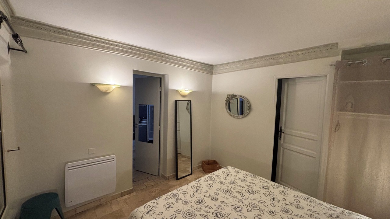 Photo of Bedroom in Saint-Martin-du-Var