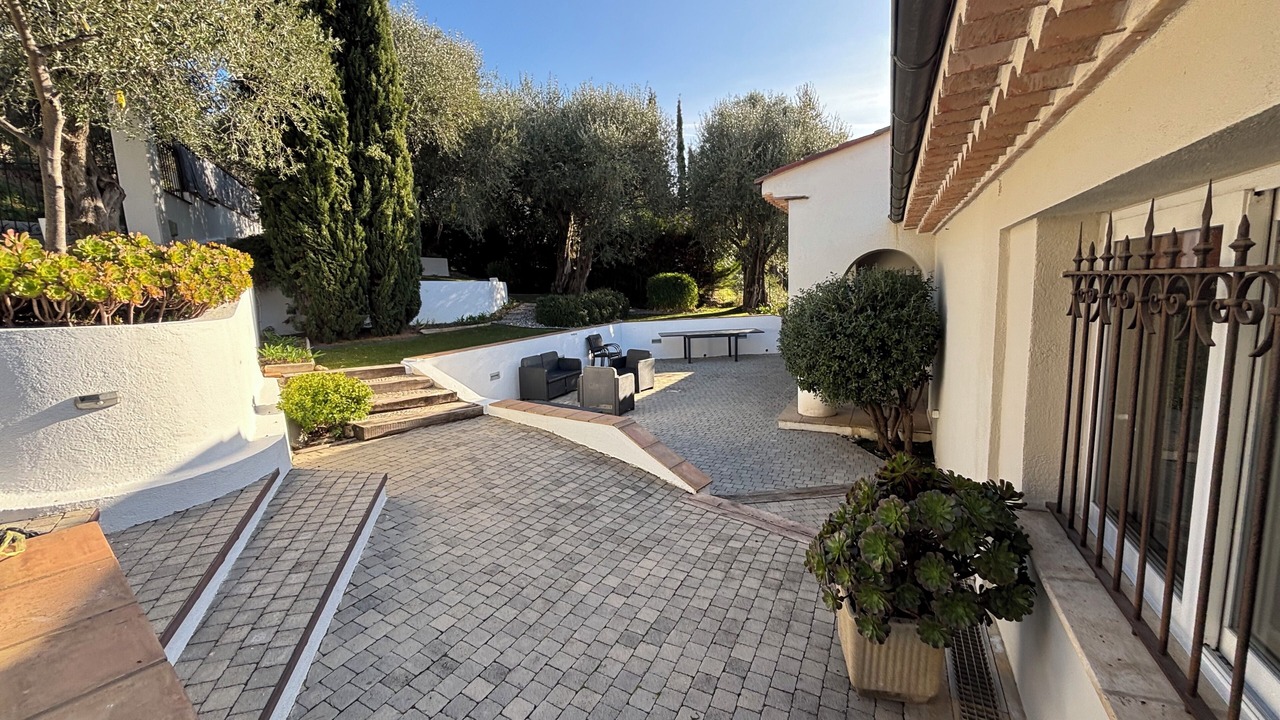 Photo of Patio Balcony in Saint-Martin-du-Var