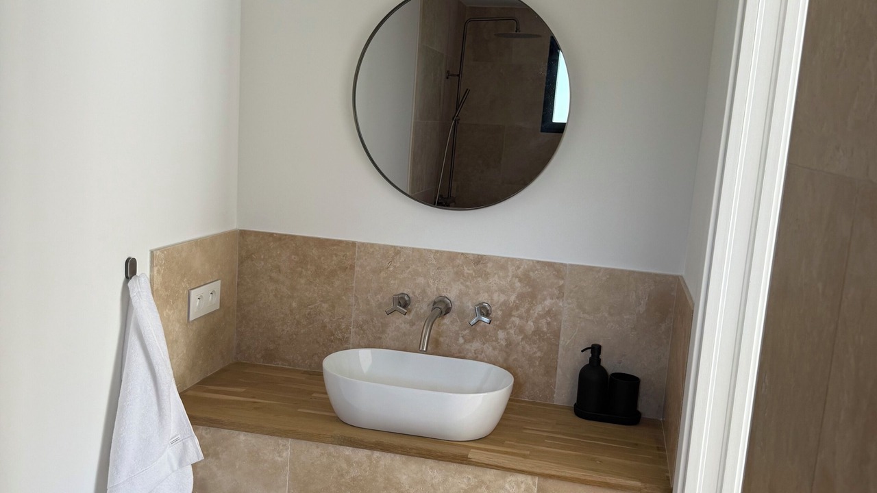 Photo of Bathroom in Flayosc